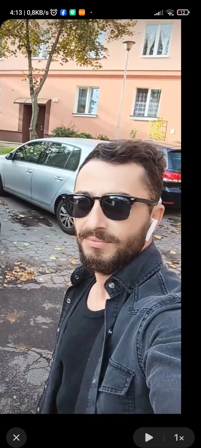  48092474  Roma, 36 ,    