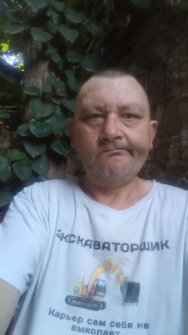  52071754  , 46 ,    