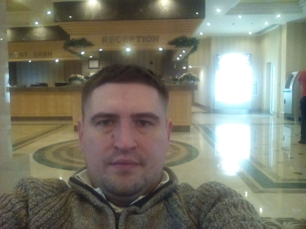  47174444  Dinis, 39 ,    