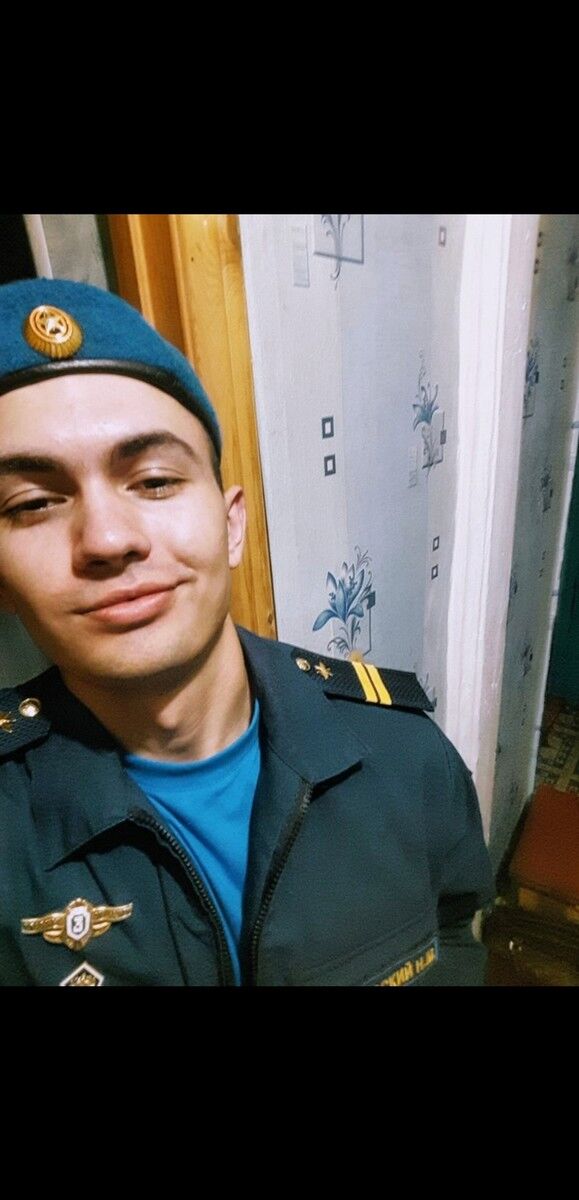  19843934  , 32 ,    