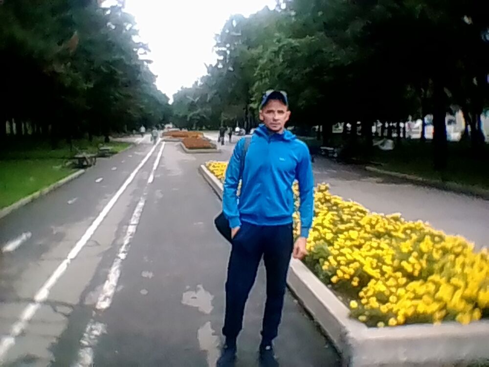  --,   , 37 ,   