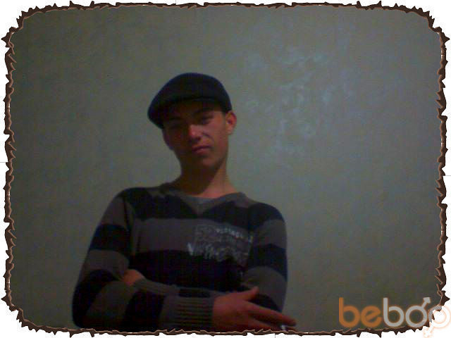  ,   Radu, 32 ,   