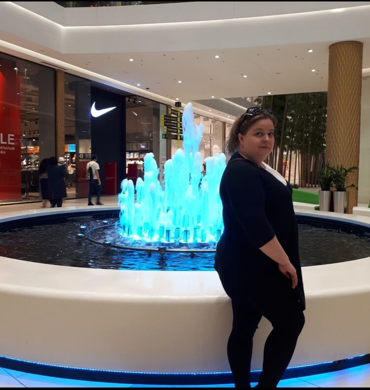 ,   Dina, 41 ,   ,   , c 
