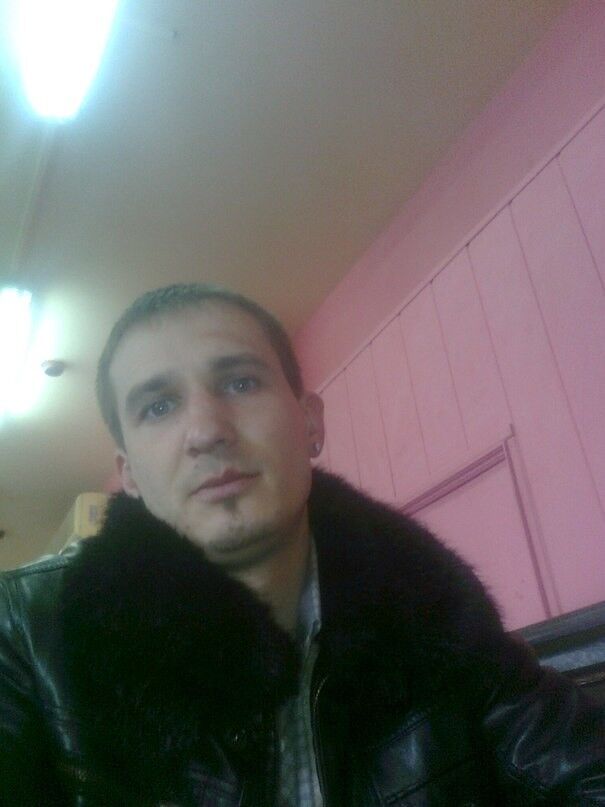  4072294  ZSora, 41 ,    