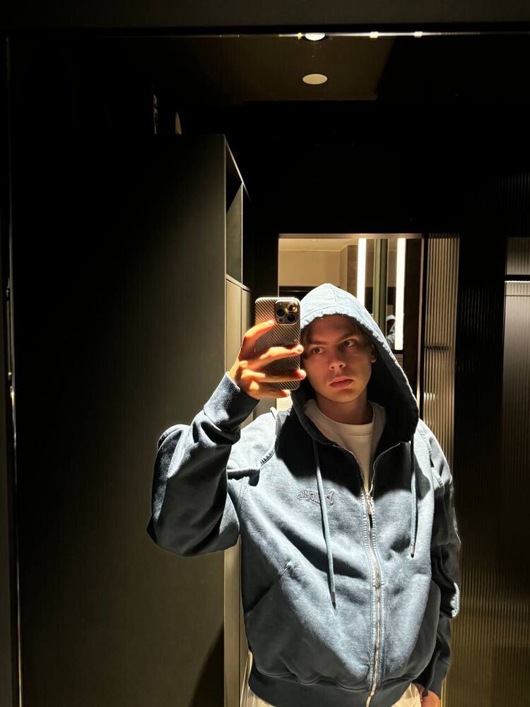  ,   , 25 ,   ,   