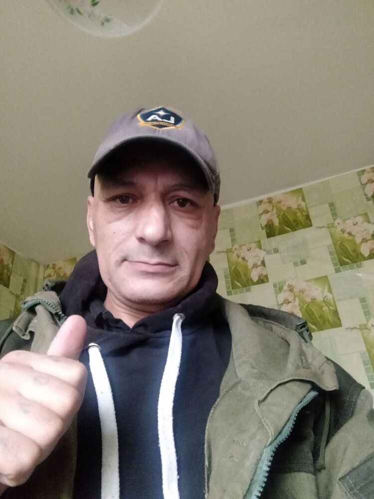  42700594  Nikolay, 54 ,    