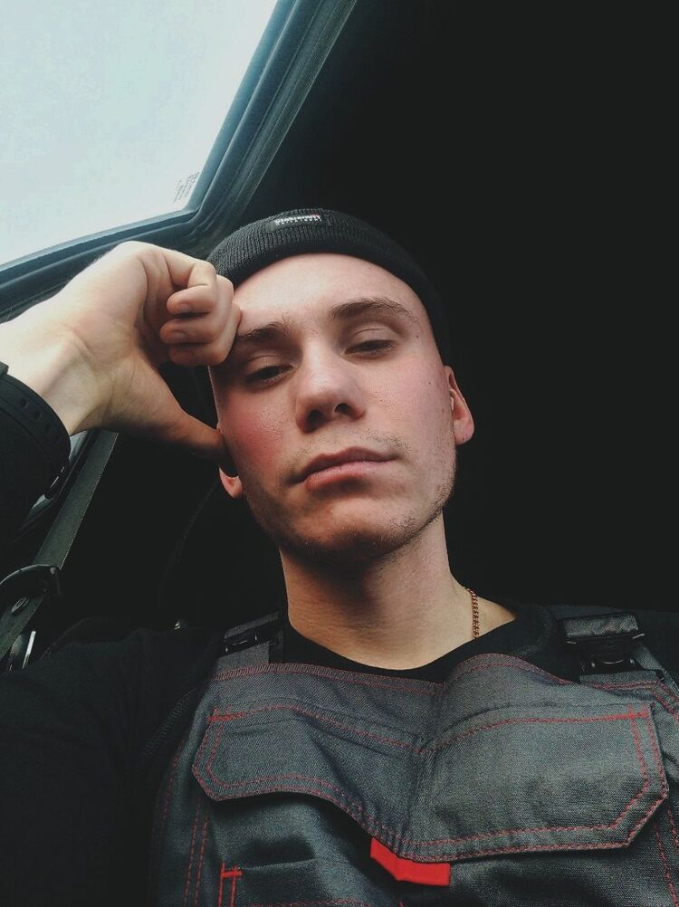  42909514  Vadim, 24 ,    