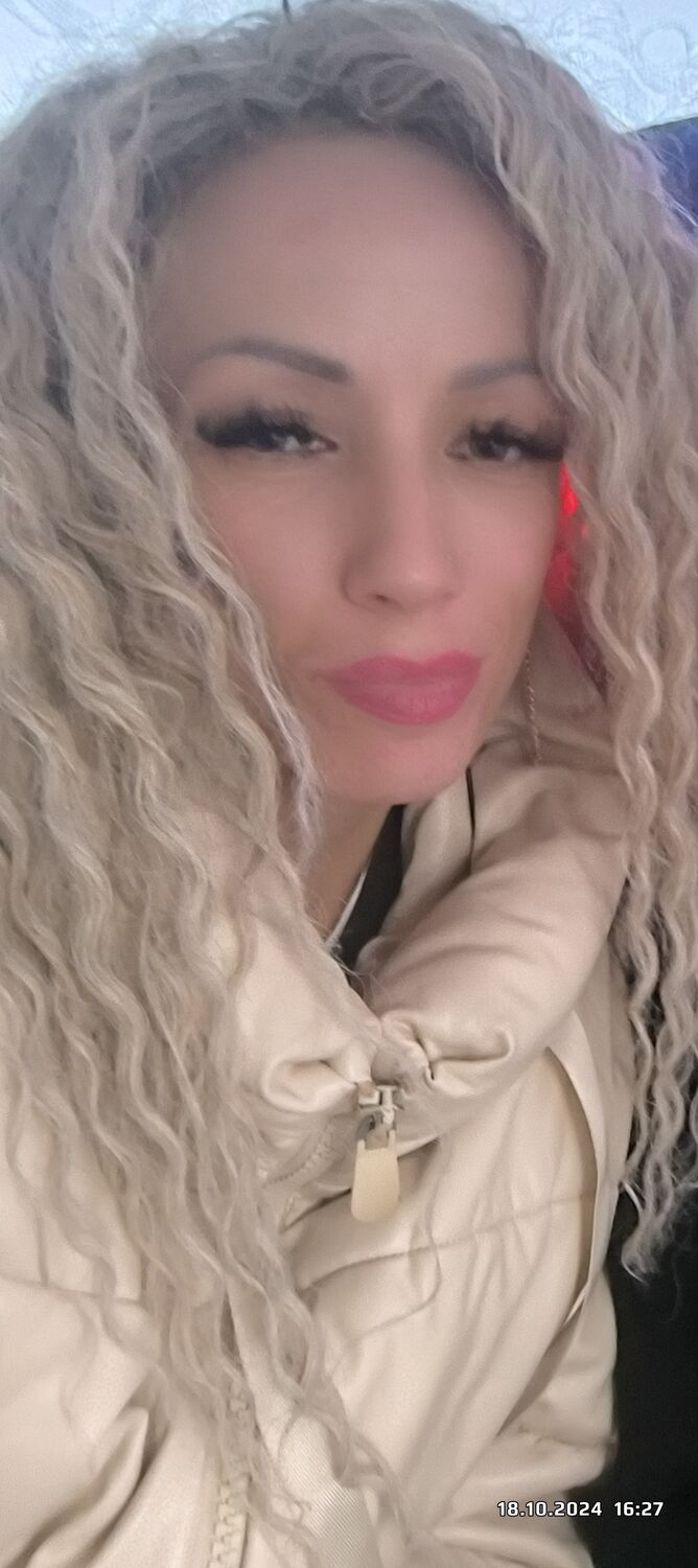  53523664  Tina, 30 ,    