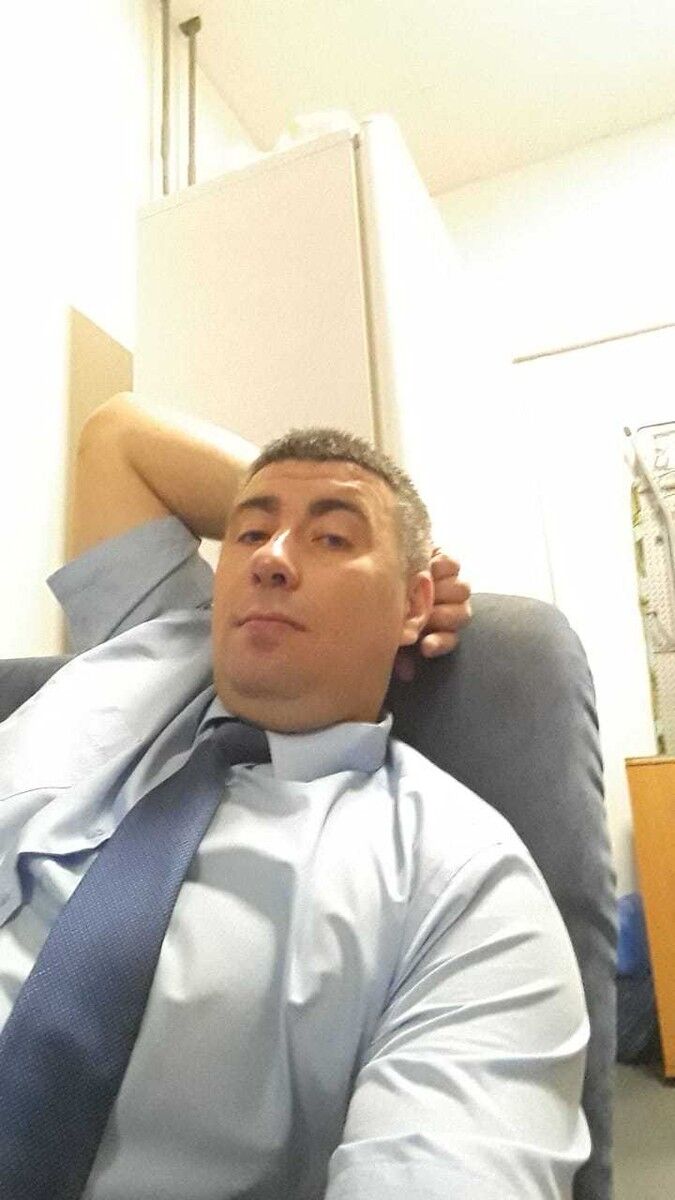  -,   , 42 ,   