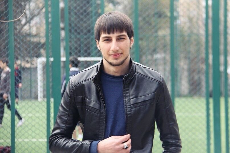  ,   Emin, 35 ,   ,   , c 