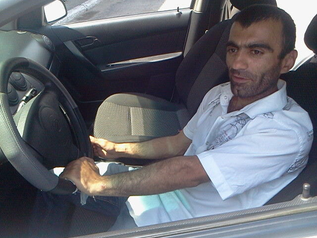  12157944  Grri, 41 ,    