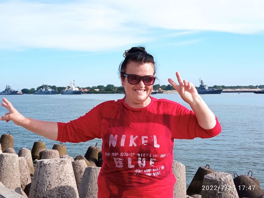  35279394  , 28 ,    -