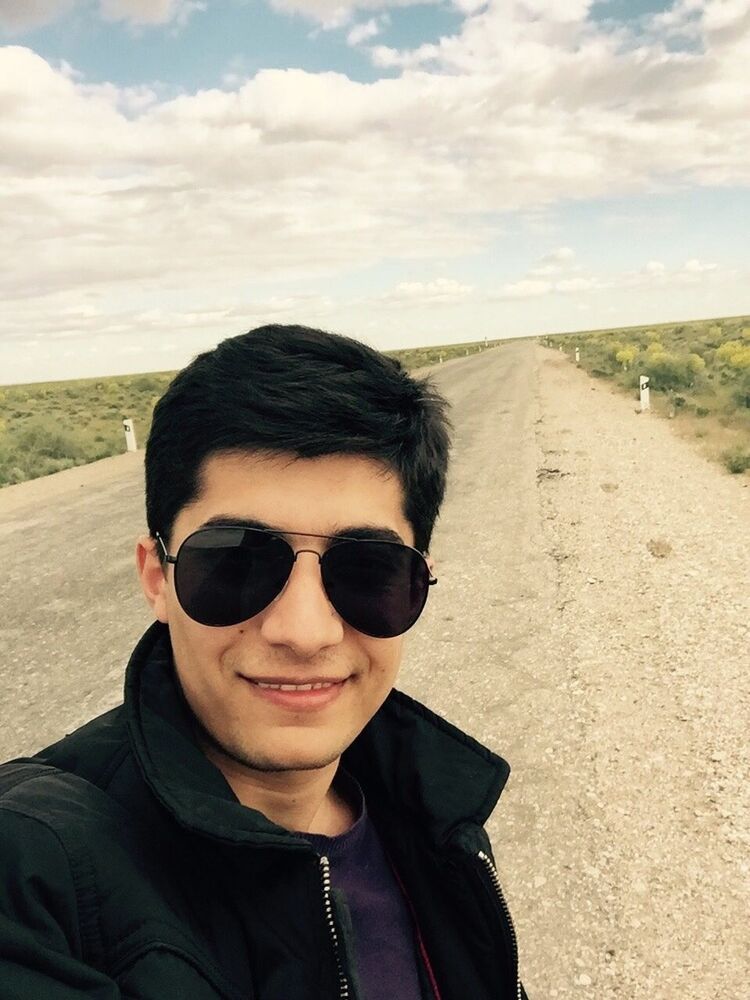  ,   Shoxrux, 32 ,   ,   , c 