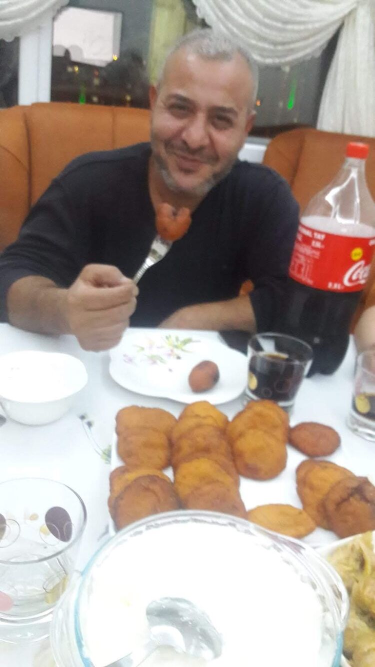  48304594  Selim, 45 ,    