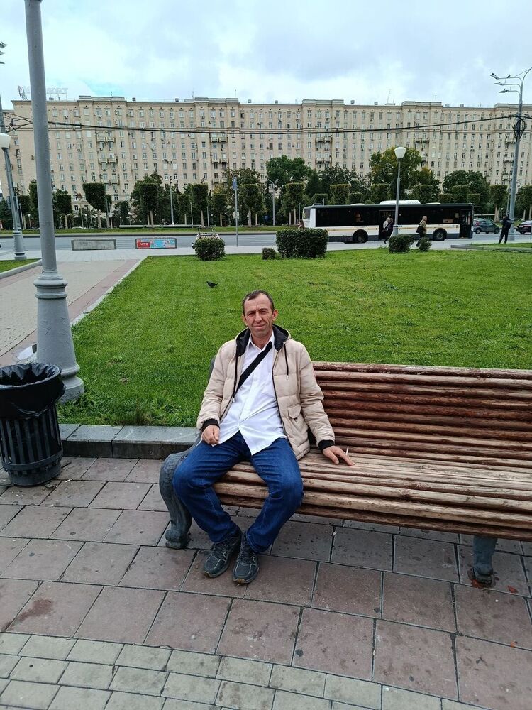  54689464  Yusuf, 45 ,    