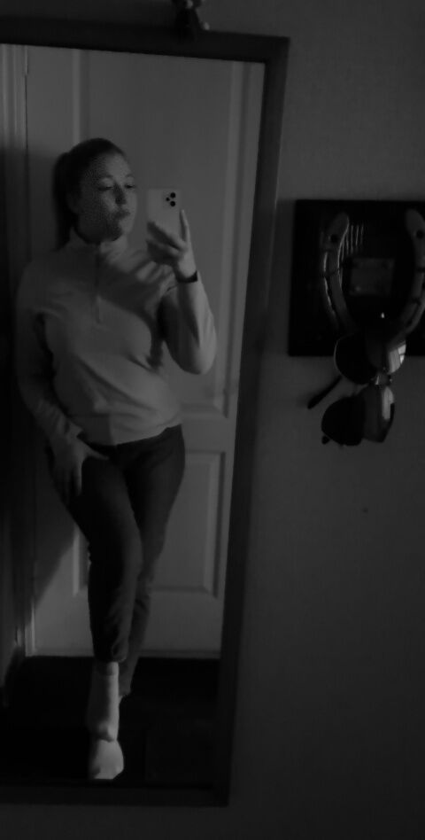  30869654  Kristina, 24 ,    -