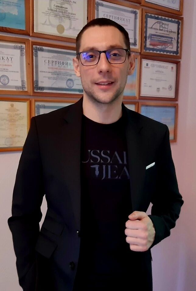  -,   , 38 ,   