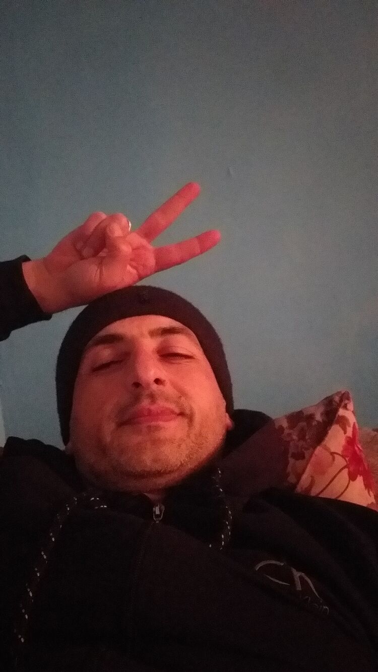  41015134  , 40 ,    