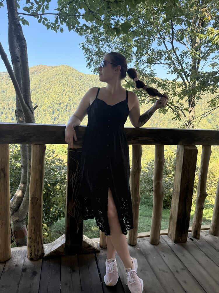  ,   Hanna, 23 ,   ,   , c , 