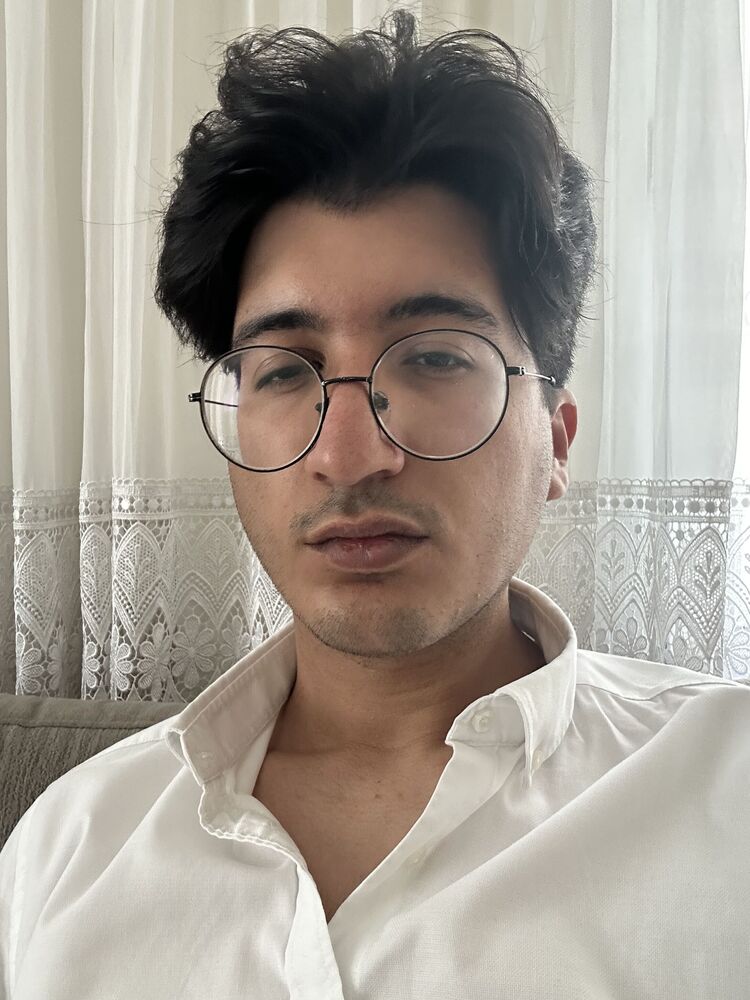  ,   Mert, 24 ,   ,   
