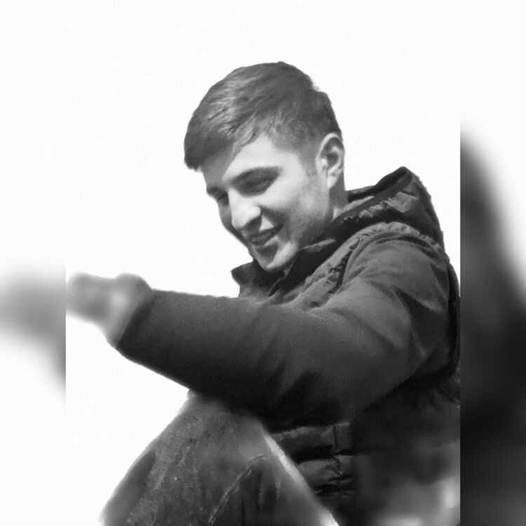  -,   Artur, 26 ,   , 