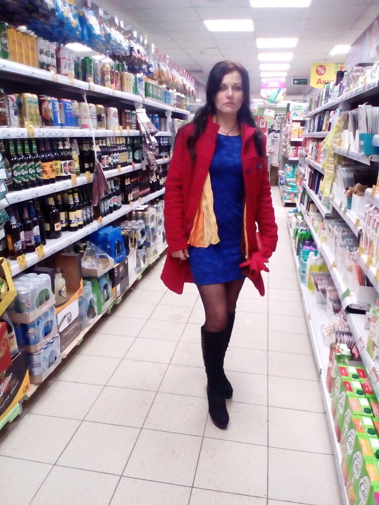  11514314  Elena, 47 ,    