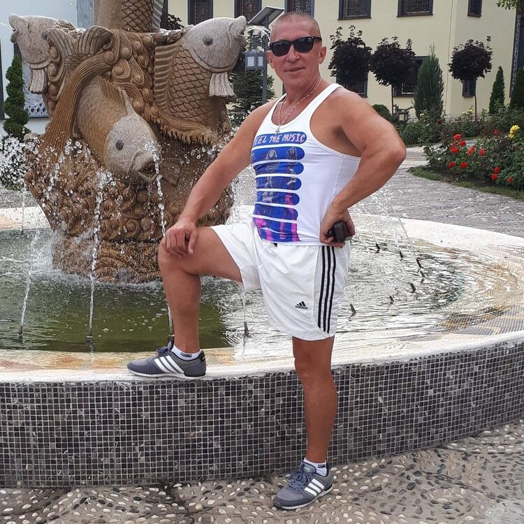  46367854  Vladimir, 51 ,    