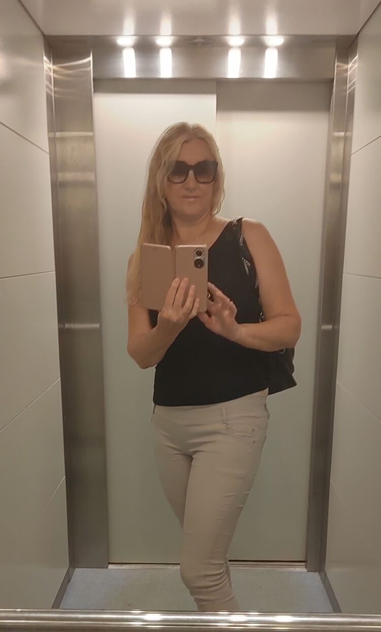  39219384  , 49 ,     