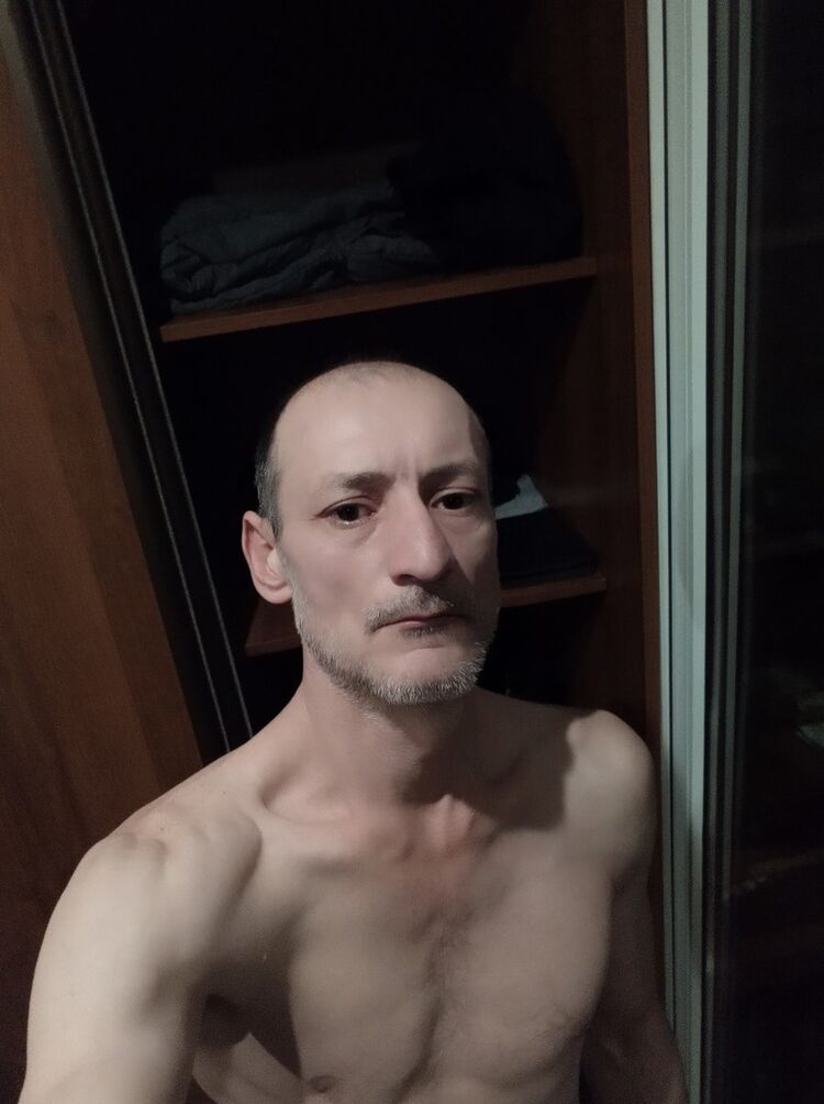  ,   Lakec, 49 ,   ,   , c 