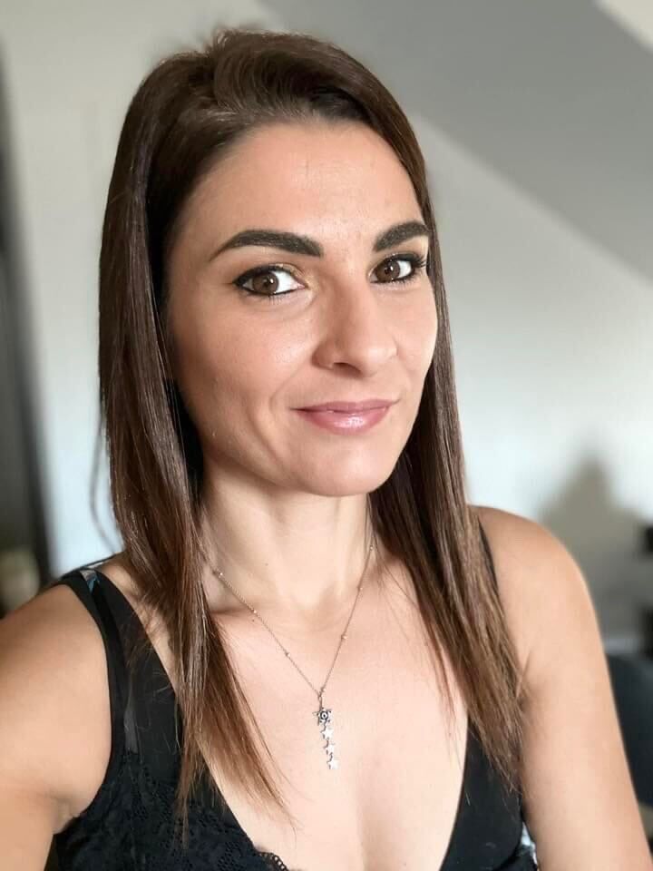  44871624  Mathilde, 30 ,    Palais-Bourbon