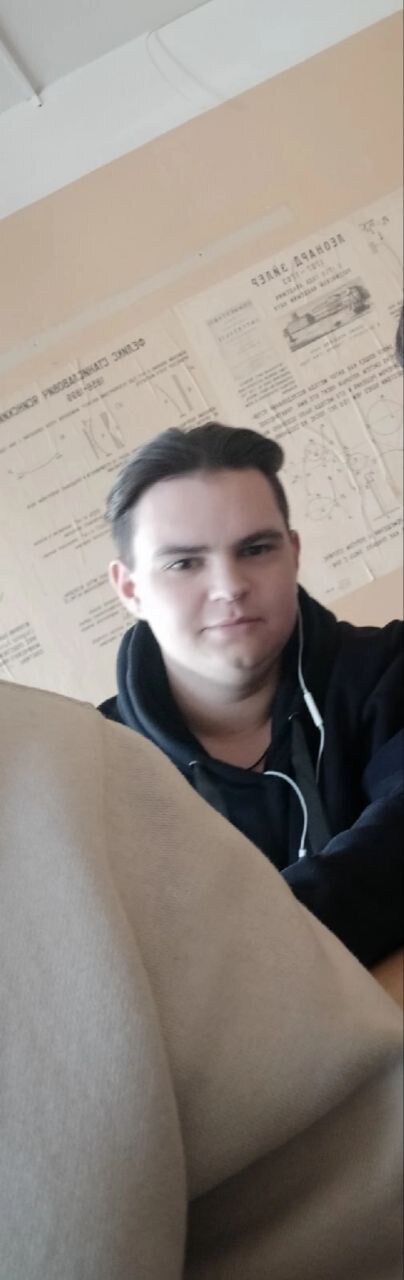  42515874  Vlados, 22 ,    