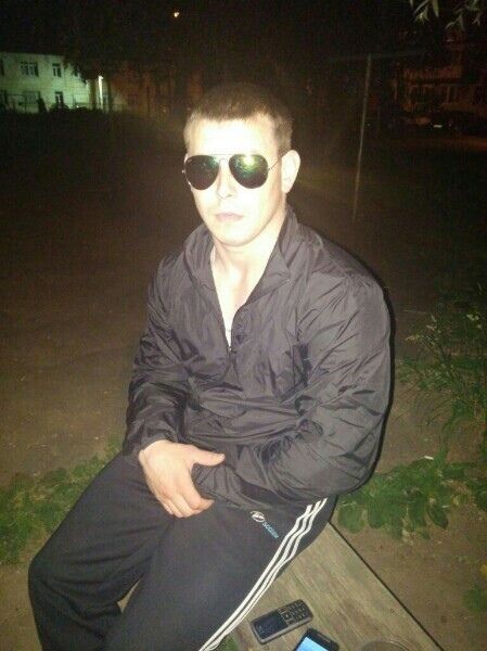  32933084  , 35 ,    