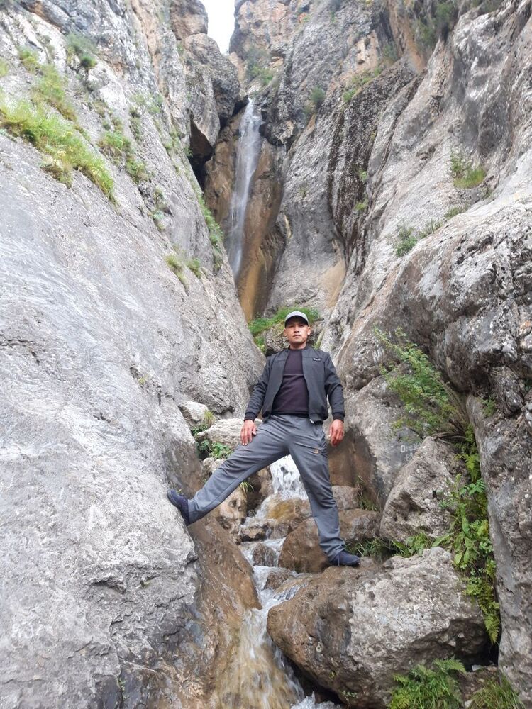  ,   Kabulbek, 33 ,   ,   , c , 