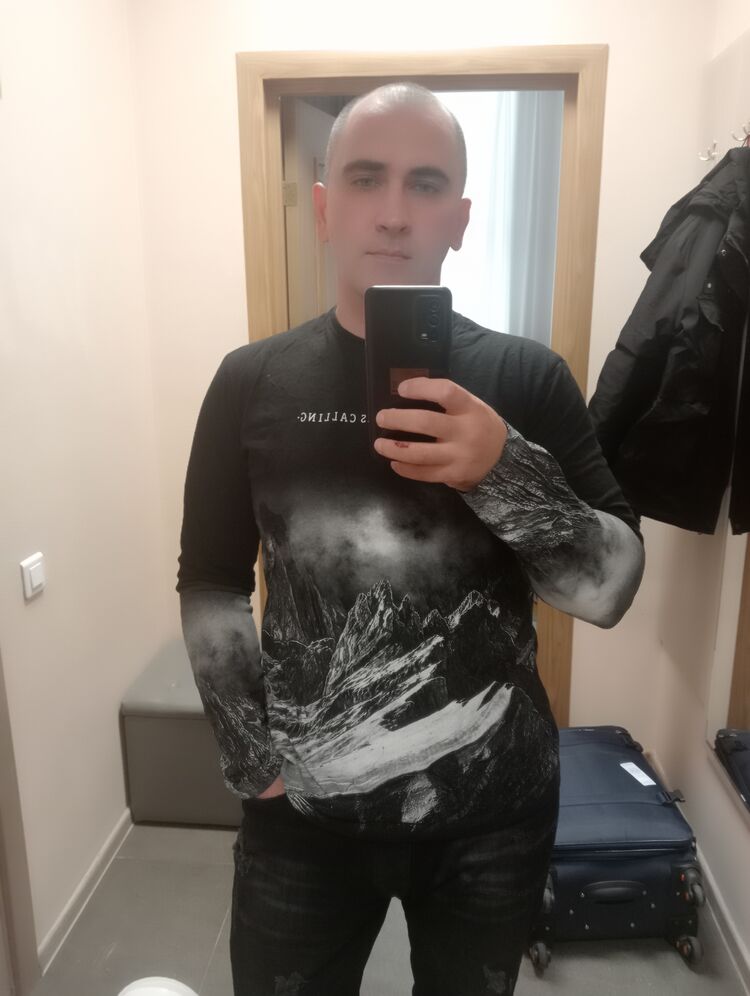  52375574  , 32 ,    