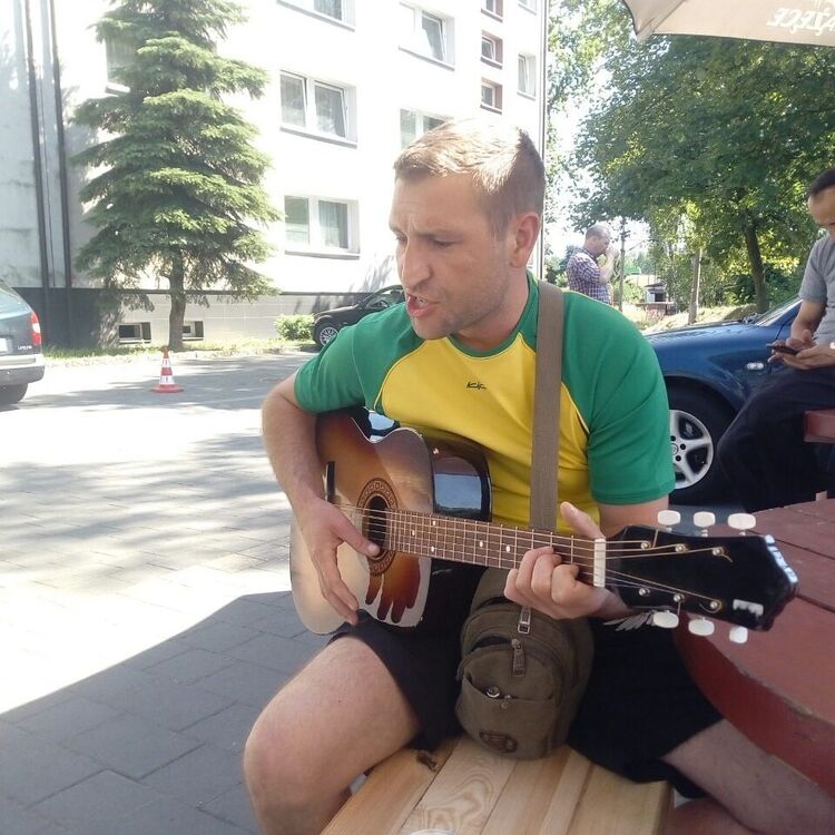 ���� 18355844 ������� ������, 42 ����, ���� ���������� � ���������������