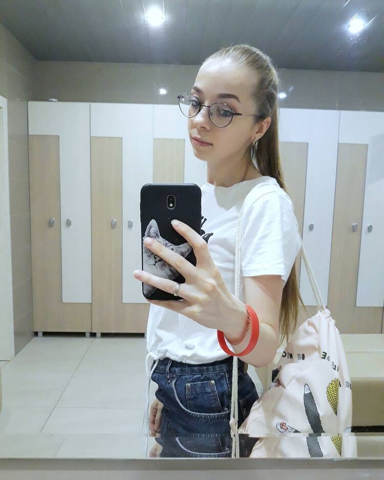  53862944  Dreamgii, 25 ,    Novy