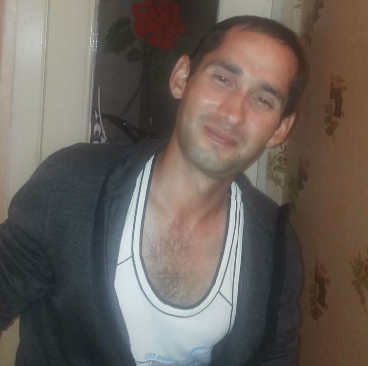  ,   Alexandr, 40 ,   