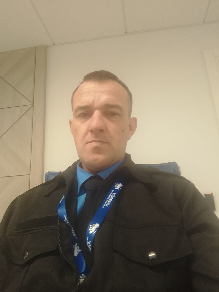  --,   Vladimir, 39 ,     , c 