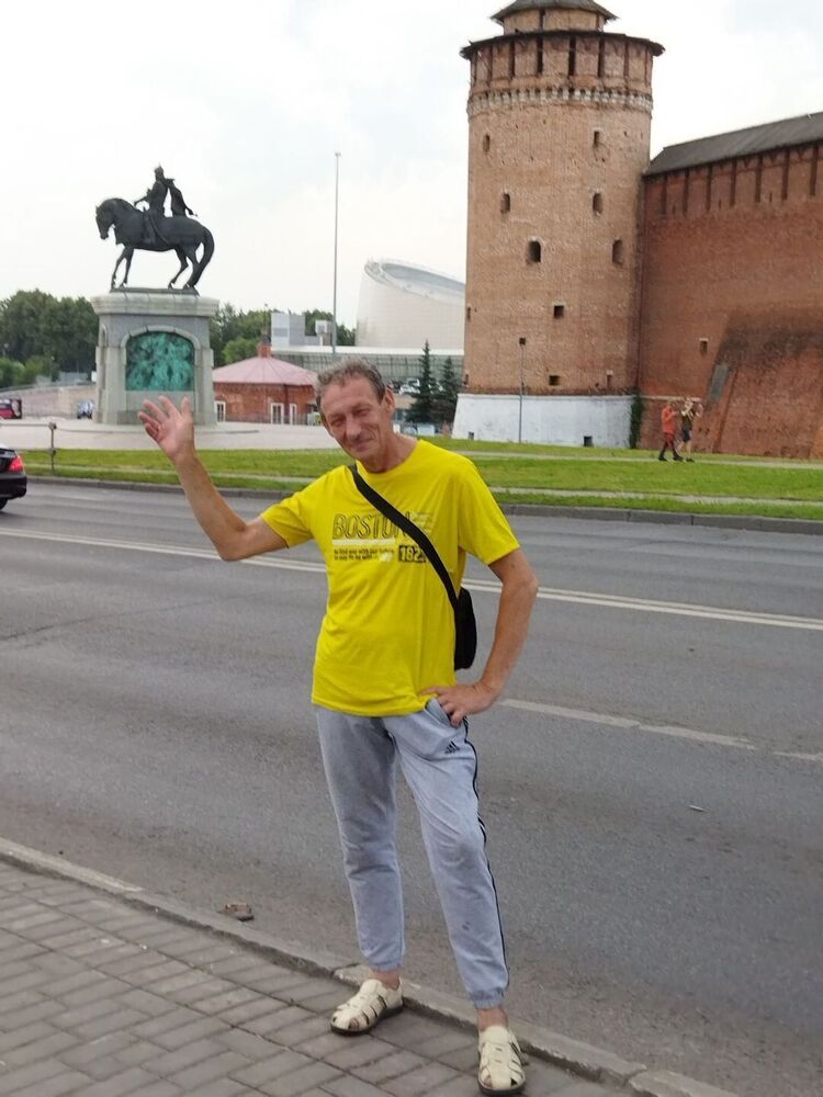  27692104  Valery, 58 ,    