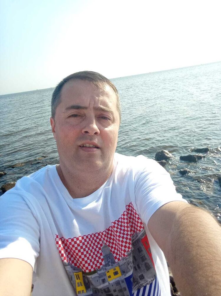  35680994  Teymur, 49 ,    