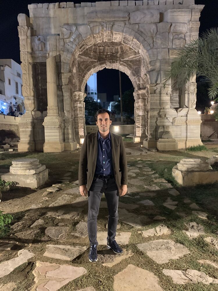  ,   Enes, 39 ,   ,   