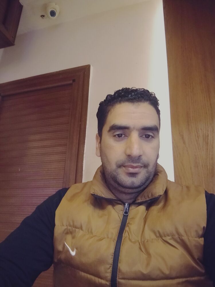 ���������� Tunis, ���� ������� Omar, 39 ���, ������������ ��� ������, ����� � ���������