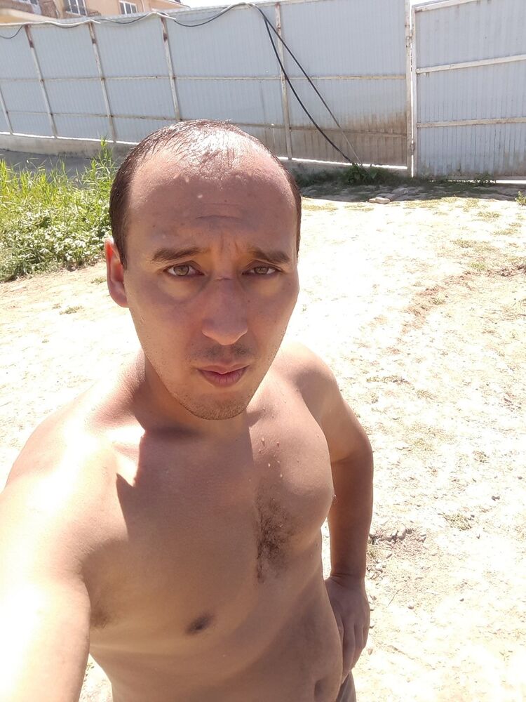  13639084  Kamil, 37 ,    