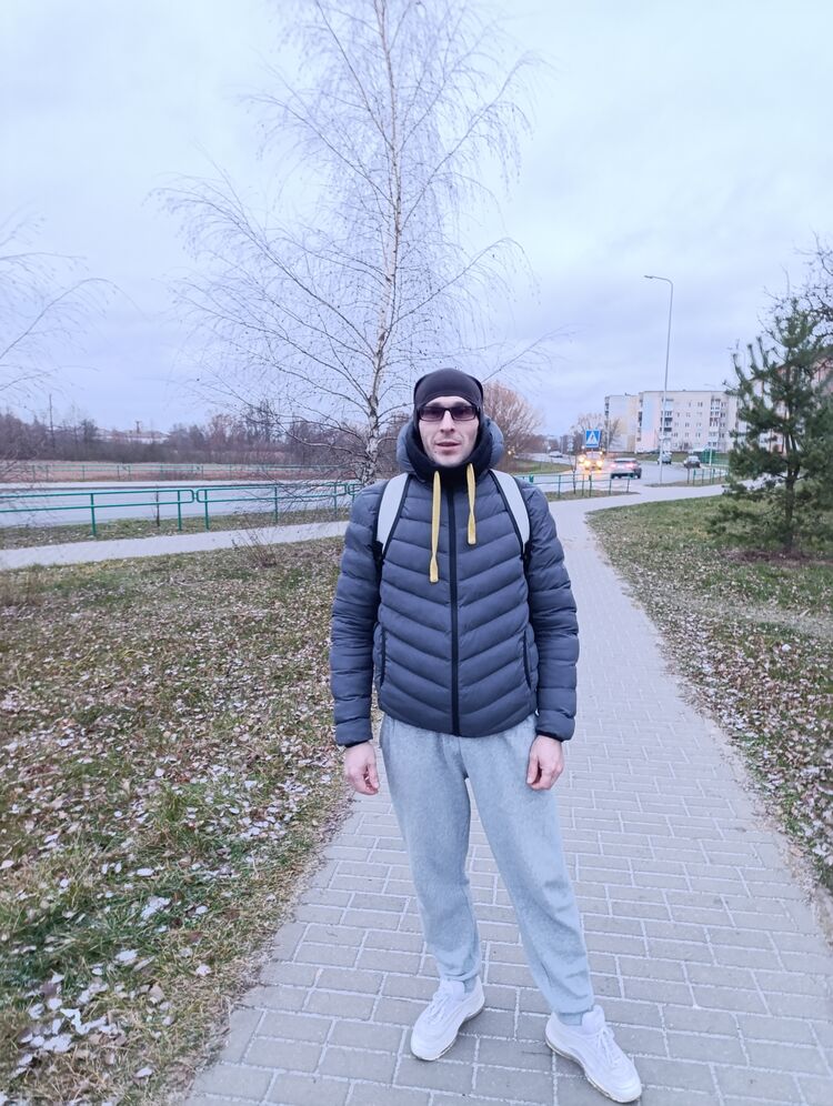  48114354  VoVa, 40 ,    