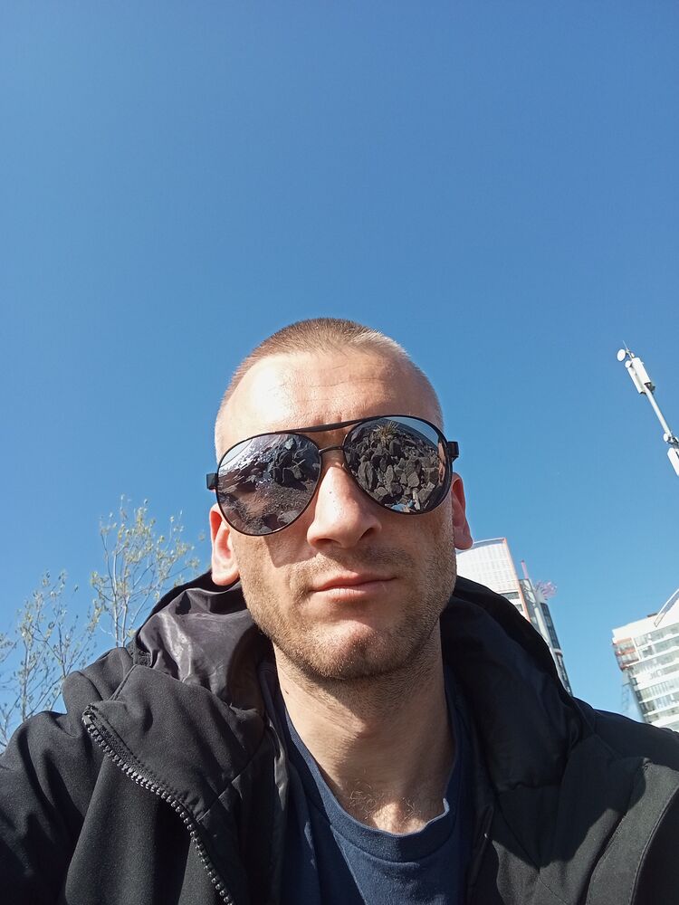  52889784  , 32 ,    -