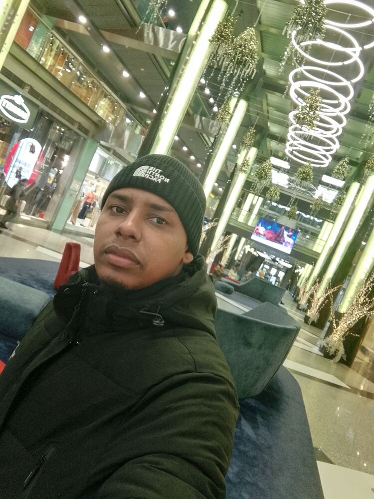  40789454   , 31 ,    