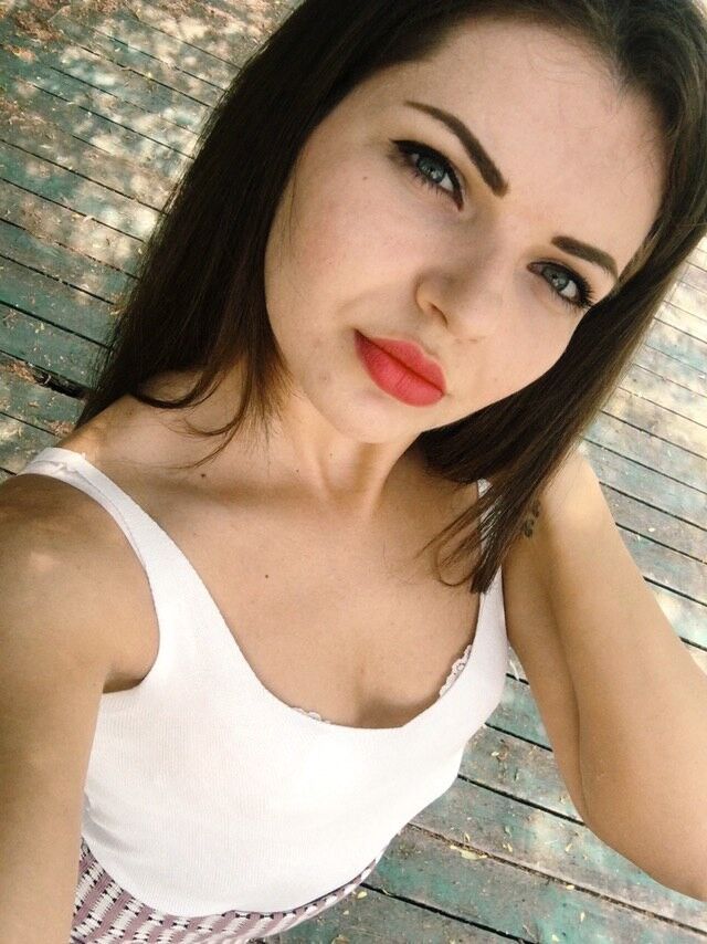  ,   Ariadna, 32 ,   ,   , c 