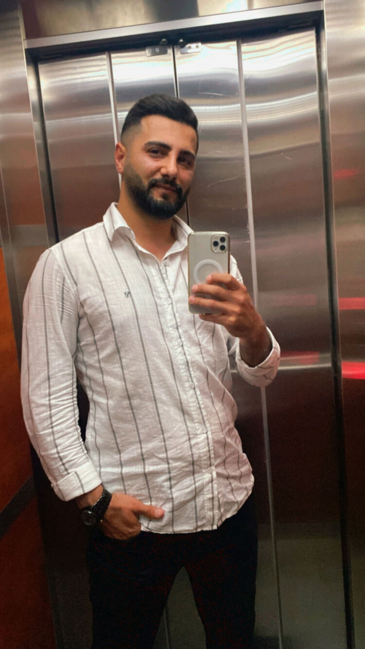 35126454  Adem, 33 ,    Ortakoy