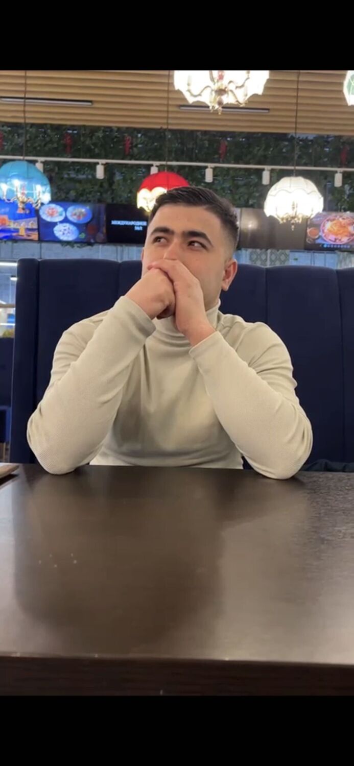  43451624  Amiran, 28 ,    