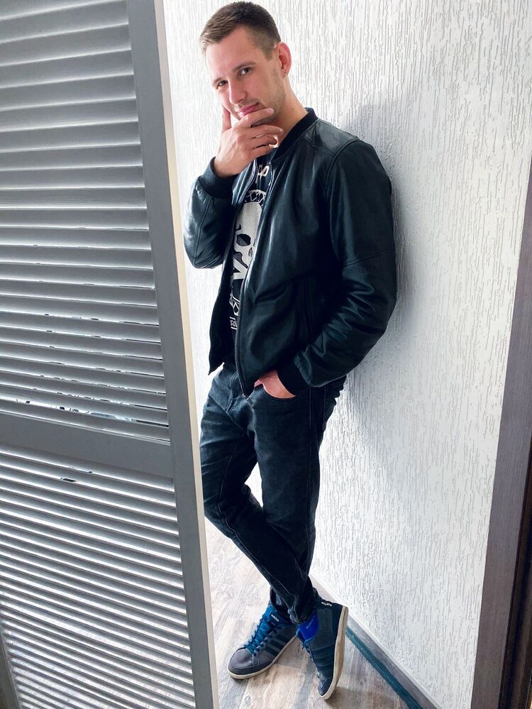  -,   , 32 ,   ,   